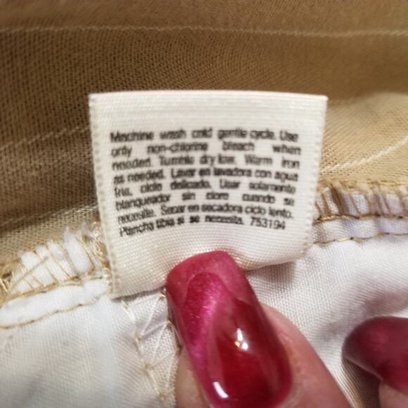 St Johns Bay Women's Beige White Color Striped Stretch Capri Pants Size 14 - Picture 7 of 7